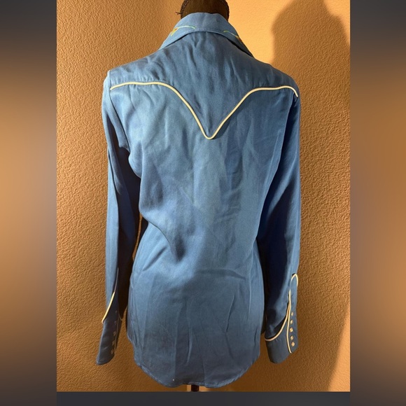 H BAR C ranchwear Womens Blue Western Embroidered Button-Up Shirt - Picture 3 of 8